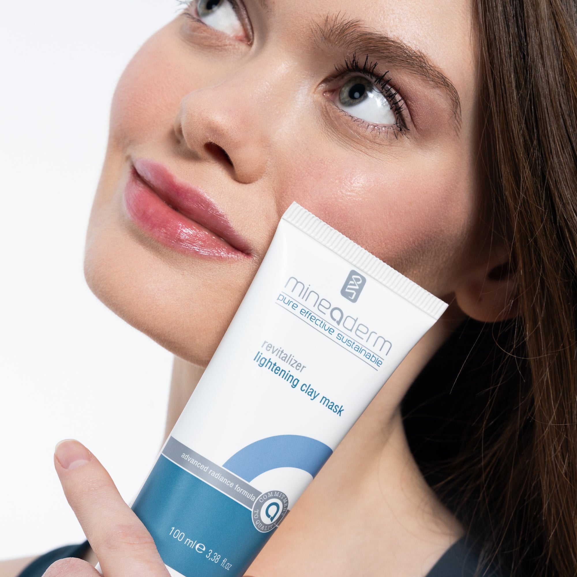 REVITALIZER LIGHTENING CLAY MASK